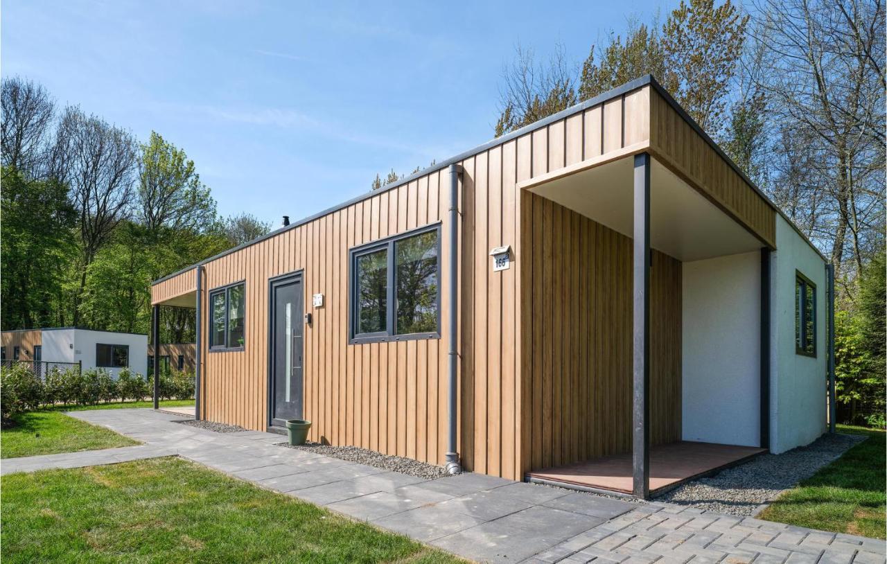 Nice Home In Heinkenszand With Sauna Екстериор снимка